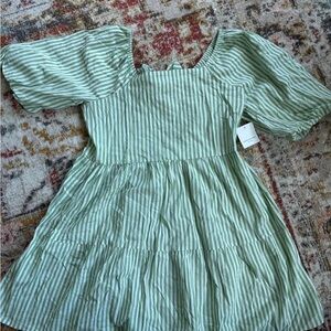 Beachlunchlounge Green and White Midi Puff Sleeve Dress